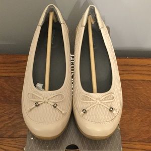 FootSmart Stretchables Flats - Kathleen